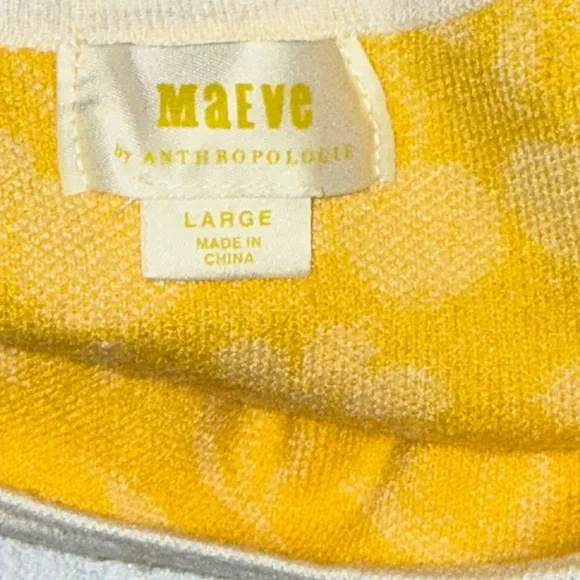 Maeve Anthropologie Yellow Floral Knit Top Open Back Tie Size L summer top 🍒 - Picture 7 of 9